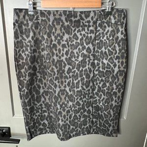 89th &  Madison Pencil Skirt Leopard Cheetah Print L
